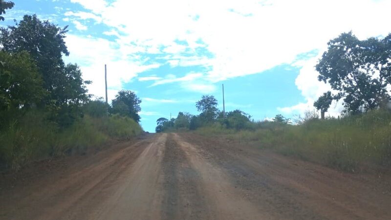 Agesul atende Renato Câmara e executa patrolamento dos trechos críticos da MS-355 de Terenos a Dois Irmãos do Buriti