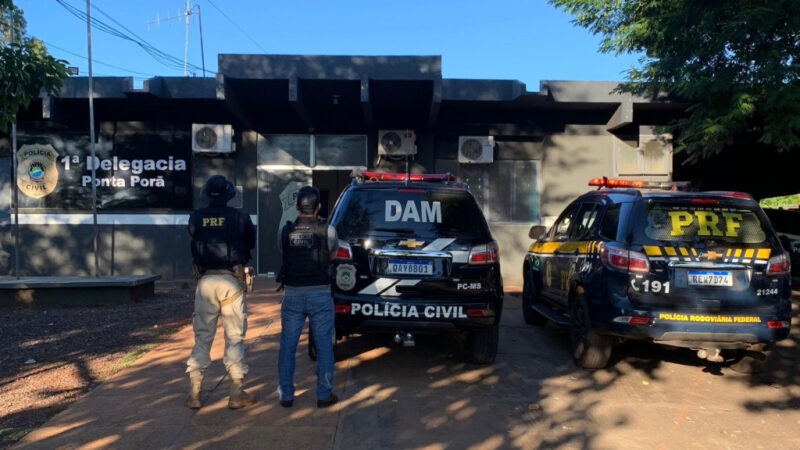 Policial rodoviário federal é preso por violência doméstica