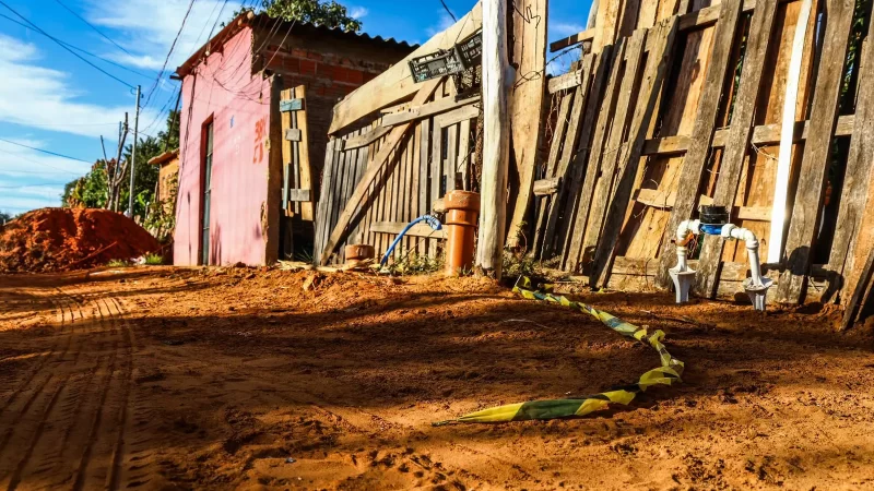 Ladrão tenta assaltar motorista de aplicativo e é morto em confronto com a PM em Campo Grande