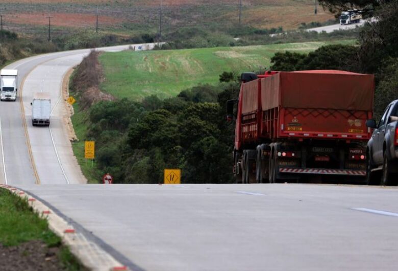 Rodovia de concreto atende setor produtivo e melhora segurança viária