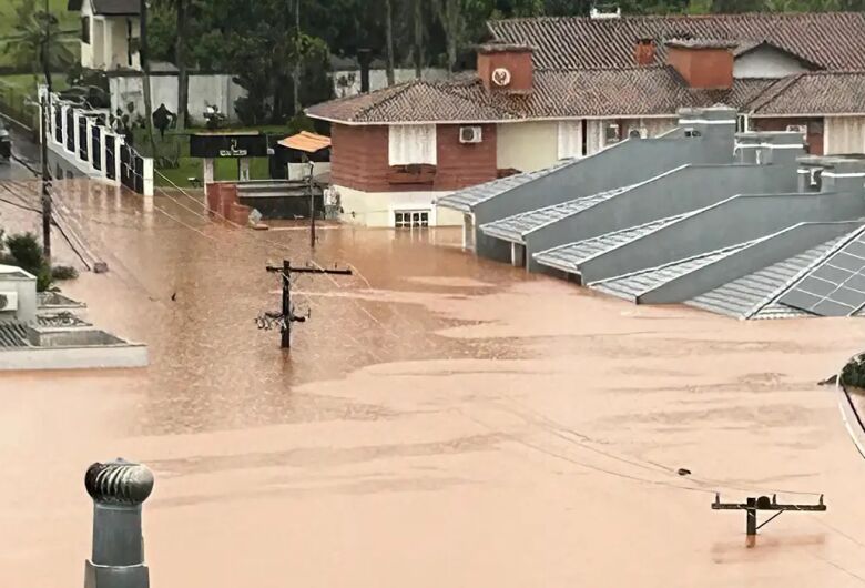 Sobe para 83 número de mortes no Rio Grande do Sul pelas fortes chuvas