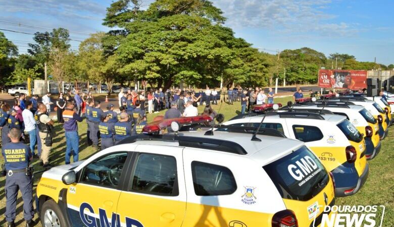 Guarda Municipal recebe novas viaturas para intensificar ronda escolar e outras ações