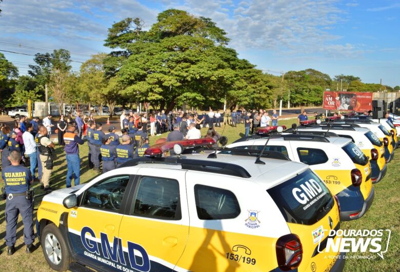 Guarda Municipal recebe novas viaturas para intensificar ronda escolar e outras ações