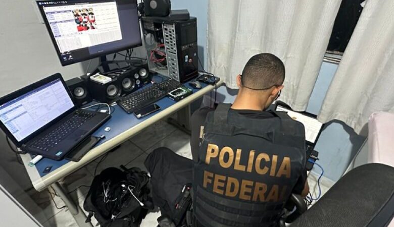 Operação contra abuso sexual infantil faz buscas e prende um em flagrante no MS