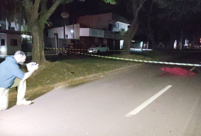 Homem morre atropelado por veículo na avenida Presidente Vargas