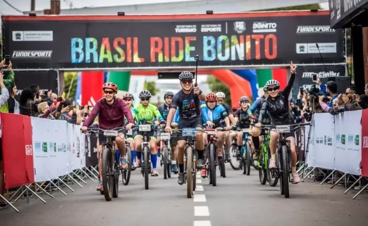 Competição de ciclismo em Bonito tem apoio do Governo