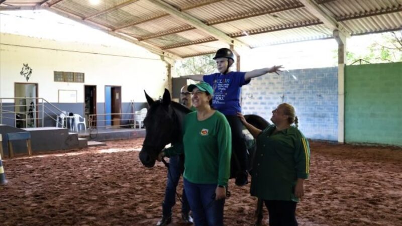 Renato Câmara intervém por recursos federais para o Centro de Equoterapia do 8º BPM de Nova Andradina