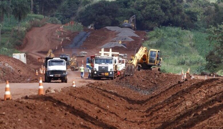 Governo de MS homologa licitações para obras de infraestrutura