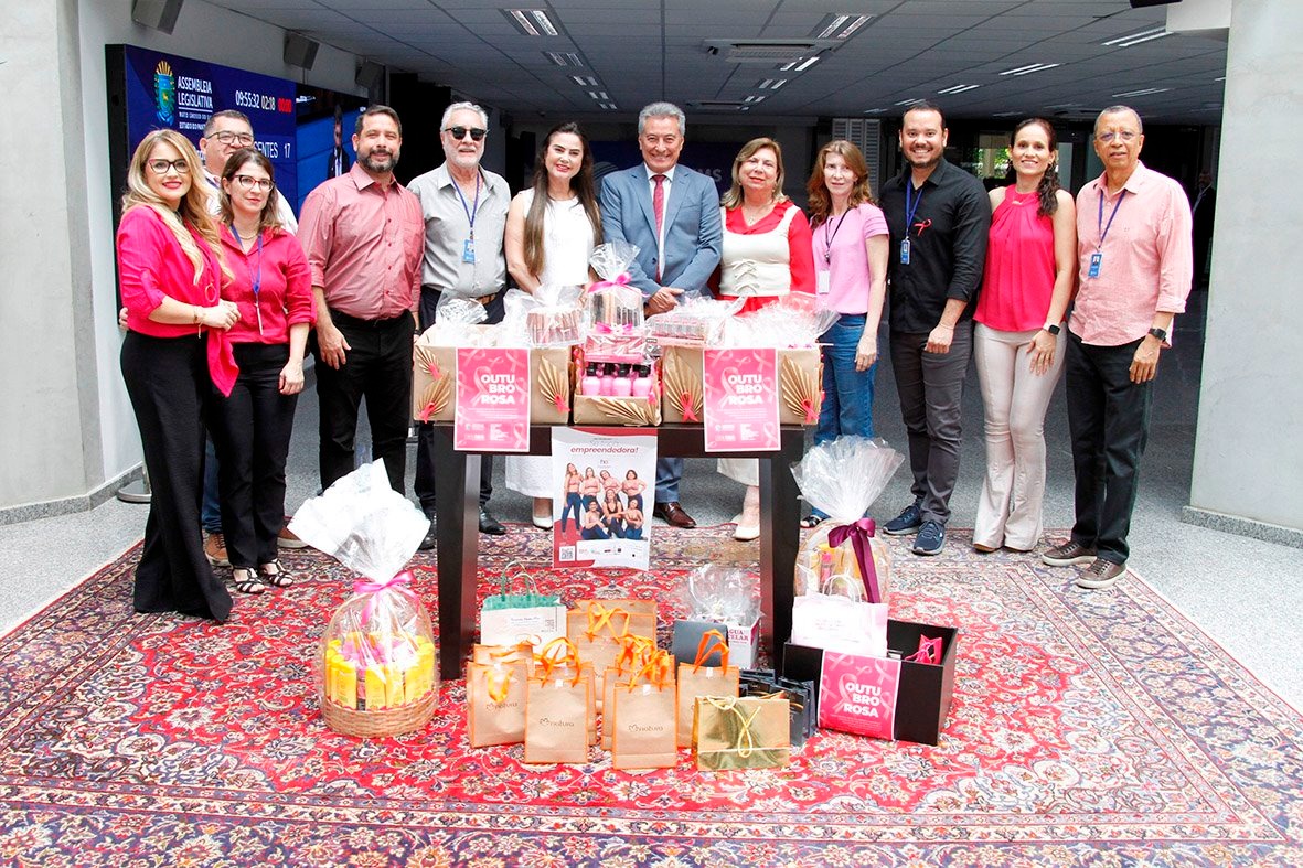 Gabinete Solidário: Equipe de Hashioka arrecada mais de 350 itens para Campanha Outubro Rosa