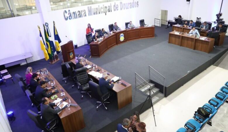 Câmara mantém mais da metade da atual legislatura e vê chegada de 11 vereadores