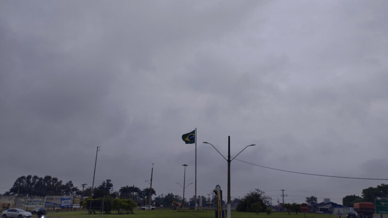 Dourados tem sábado nublado e previsão é de chuva durante o dia