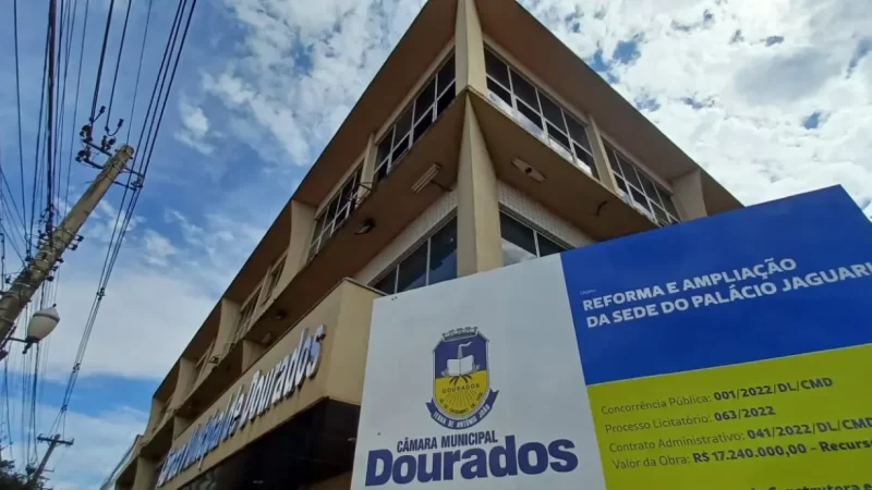 Câmara de Vereadores de Dourados renova validade de concurso público feito em 2022