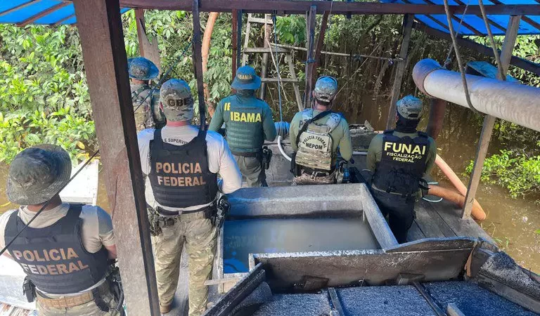 Funai, PF e Ibama combatem garimpo ilegal no Vale do Javari