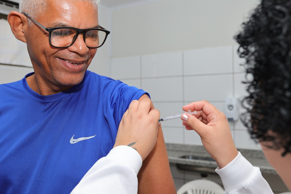 “Dia D” de vainação contra influenza com foco em idosos e crianças acontece hoje