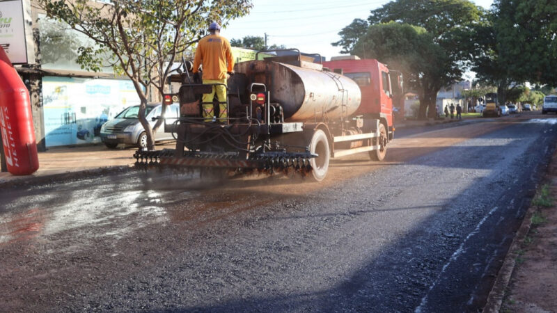 Recapeamento avança no Grande Água Boa; moradores aprovam obras