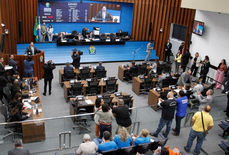 Projeto que prevê recurso a fundos de crianças e idosos na pauta desta quinta-feira