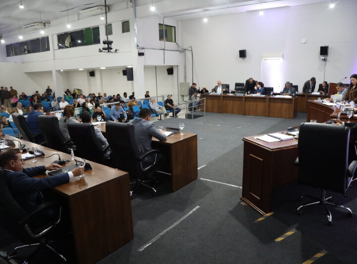 Vereadores de Dourados aprovam 11 projetos de lei na sessão de segunda-feira