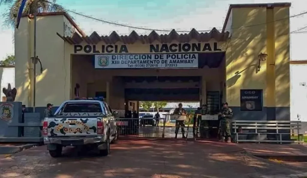 Trio douradense com extensa ficha criminal é preso na fronteira com MS