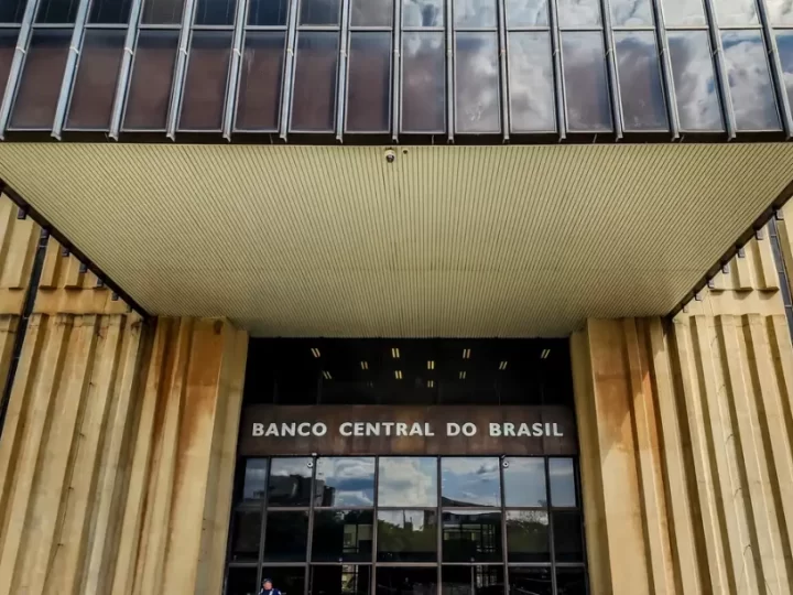 Mercado financeiro reduz previsão da inflação para 5,46%
