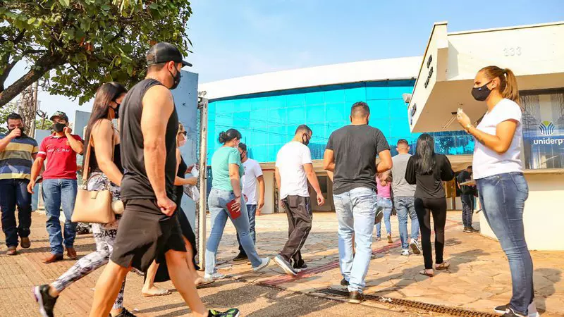 Semana começa com mais de 900 vagas em concursos e processos seletivos