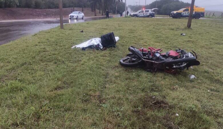 Motociclista morre após bater em poste entre Itaporã e Dourados