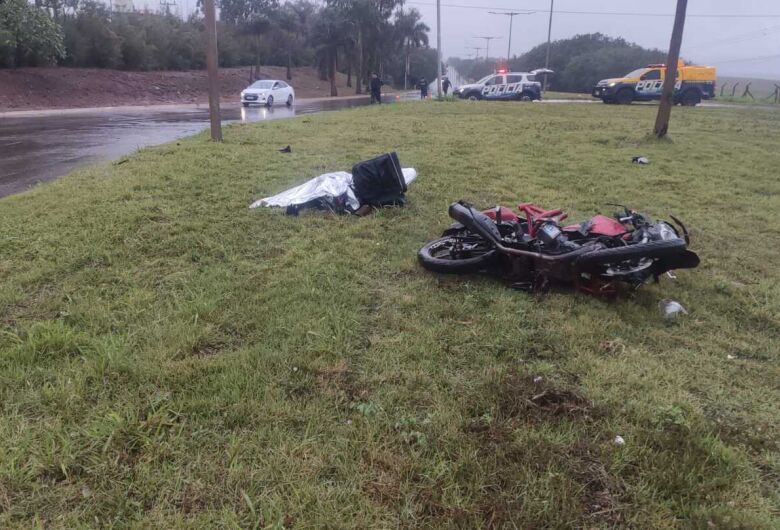 Motociclista morre após bater em poste entre Itaporã e Dourados