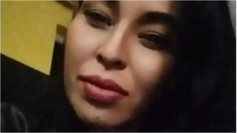 Homem confessa que matou namorada a facadas “movido por ódio e ciúmes”