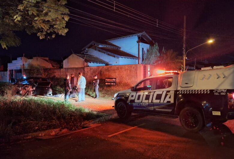 Perseguição termina em acidente e motorista bêbado hospitalizado em Dourados