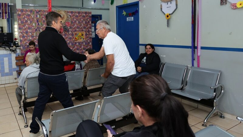 Prefeito vistoria Unidade de Saúde do BNH 4º Plano e anuncia melhorias na estrutura