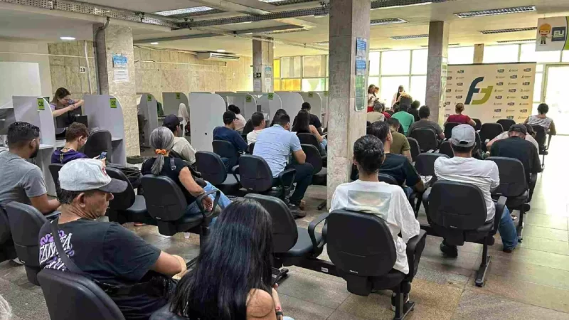 Com oportunidades para Capital e interior, Funtrab começa semana com 3,6 mil vagas em MS