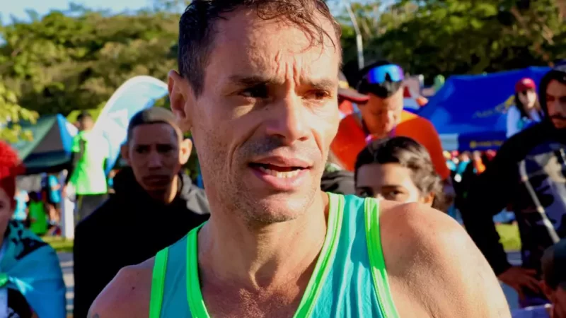 Atleta olímpico, Franck Caldeira quebra recorde e vence Maratona de Campo Grande
