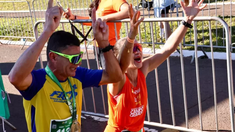 Faxineira de escola, Silvania Lopes vence Maratona de Campo Grande