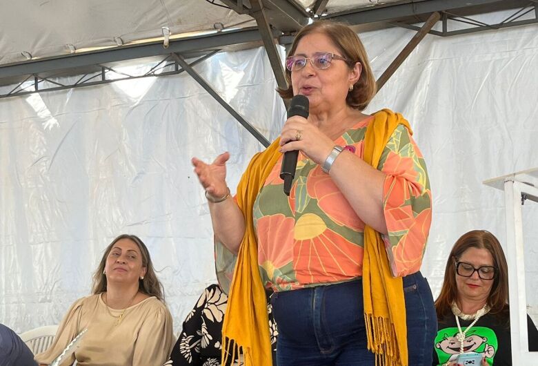 Ex-ministra participa de seminário sobre enfrentamento à violência contra mulheres