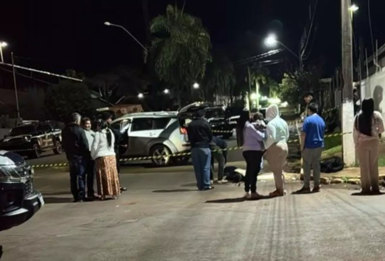 Homem é abordado e executado por pistoleiros na fronteira