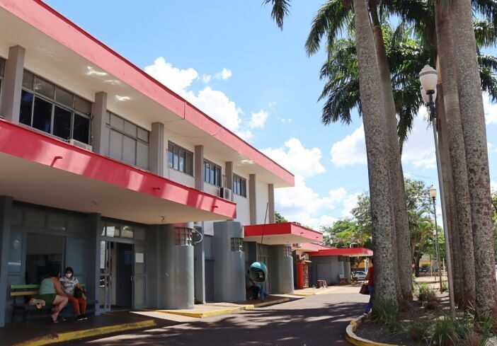 Homem em surto que ameaçou a mãe e PM’s ficará preso após alta médica