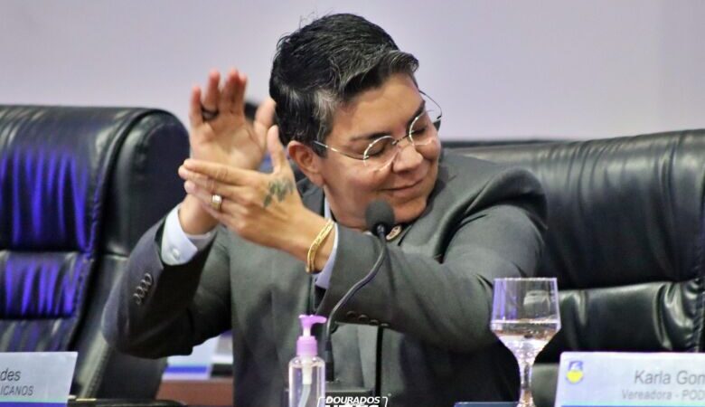 Denúncia contra Isa será analisada pela procuradoria e fica para depois do recesso