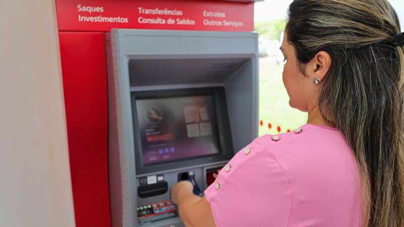 Prefeitura antecipa salários de 9.836 servidores pelo sétimo mês seguido