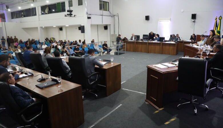 Câmara faz hoje primeira sessão após recesso