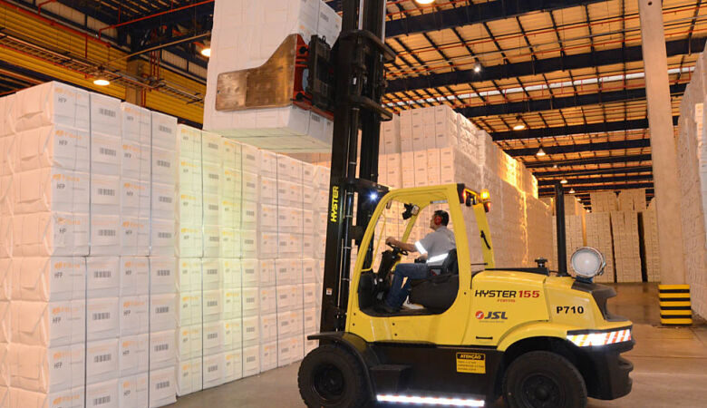 Indústria de MS fecha semestre com criação de quase 9 mil vagas de emprego