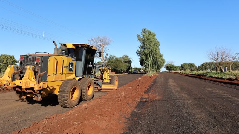 Prefeitura leva cascalhamento ao Campo Belo e acaba com espera de mais de 30 anos