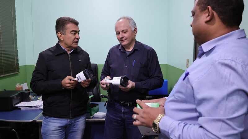 Prefeitura instala câmeras na Escola Weimar Torres e amplia segurança dos alunos