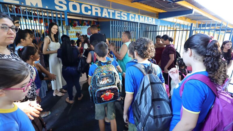 Prefeitura retoma as aulas em 46 escolas municipais e 39 centros de educação infantil