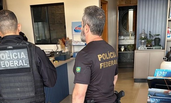 Comandante da PMA de Amambai e empresário douradense estão entre os alvos da operação da PF