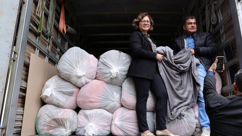 Prefeitura compra mais de 4 mil cobertores e fortalece ações da Assistência Social 