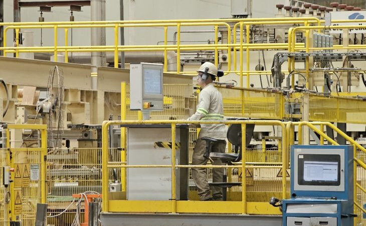 MS é destaque nacional em emprego e qualificação da mão de obra, aponta ranking CLP