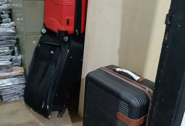 Motorista de ônibus é preso em Dourados transportando mais de 200kg de drogas