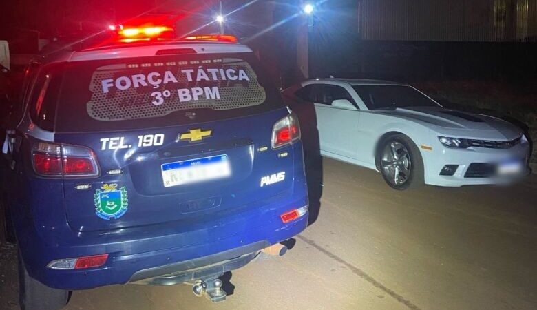 Perseguição de 30 minutos termina com motorista de Camaro preso por embriaguez em Dourados