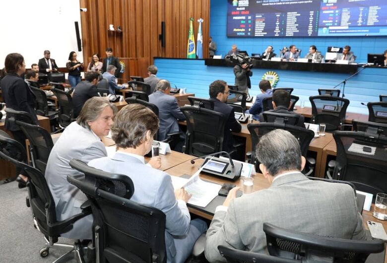 Parlamentares apreciarão seis propostas nesta quinta-feira