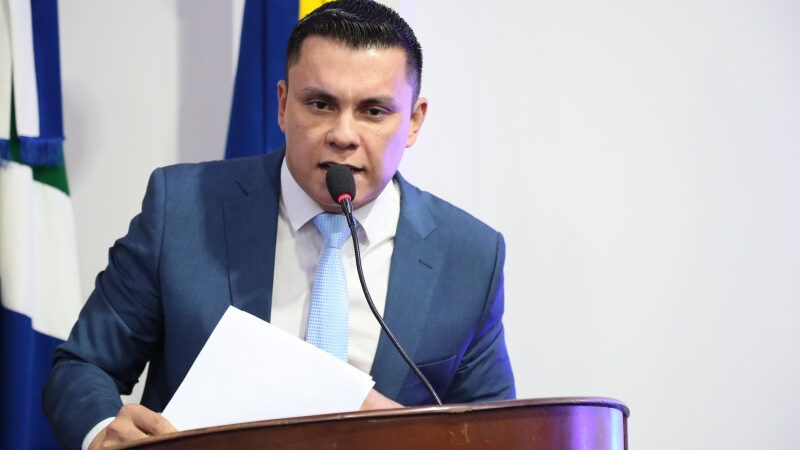 Prefeitura atende vereador Dalton e recupera travessão da Fazenda Rincão