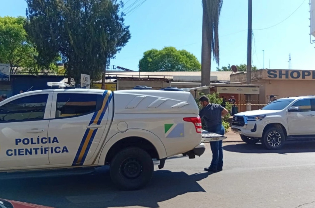 Executados enquanto almoçavam eram paraguaios e foram alvejados por dois pistoleiros